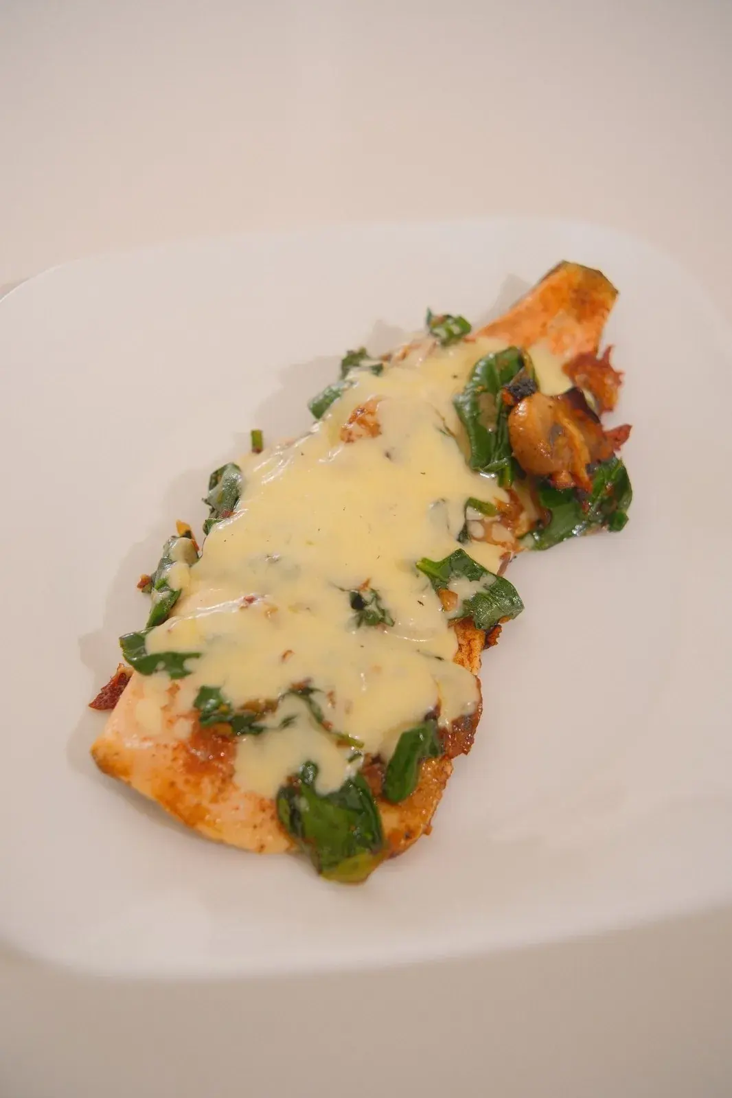 Filete con Espinaca y Champiñones